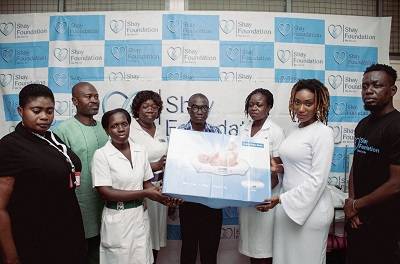 wendy shay making donation